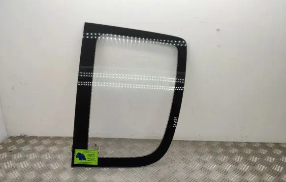 Skoda Roomster (5J) Rear side window