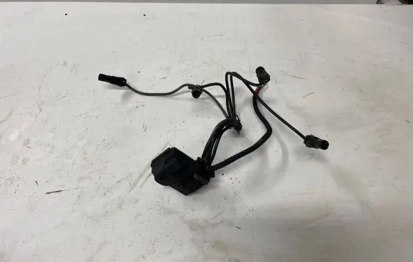 BMW 5 F10 F11 Glow plug pre-heat relay 7810856