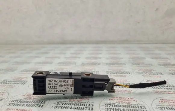 Audi A2 Airbag deployment crash/impact sensor 8Z0959643