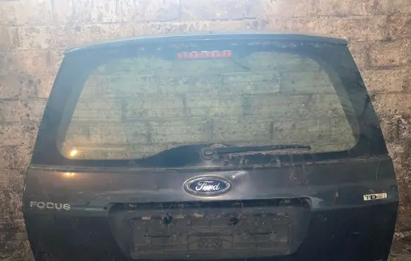 Ford Focus Tailgate/trunk/boot lid