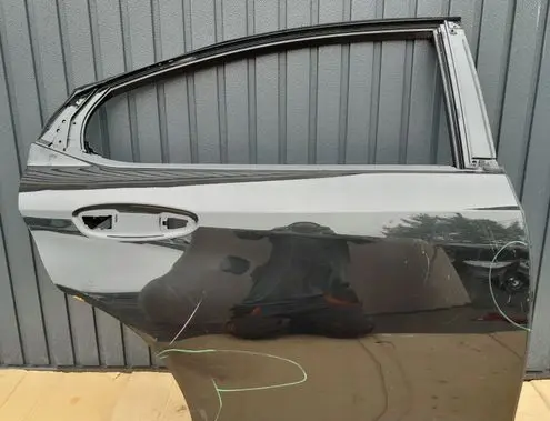 Lexus ES 250 - 300 - 330 Rear door