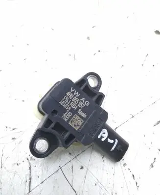 Audi A1 Airbag deployment crash/impact sensor 4H0955557