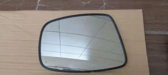 Hyundai i10 Wing mirror glass 8762X020