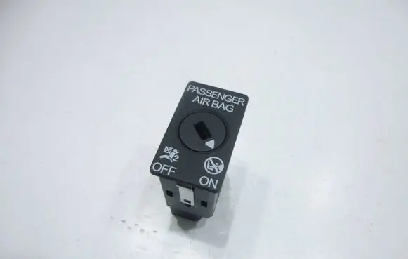 Volkswagen PASSAT B8 Passenger airbag on/off switch 5Q0919237