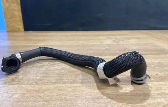 Land Rover Range Rover Evoque L551 Engine coolant pipe/hose K8D28C481BA