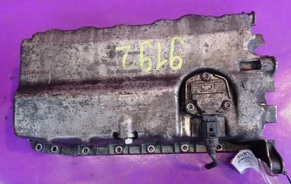 Volkswagen Touran I Oil sump