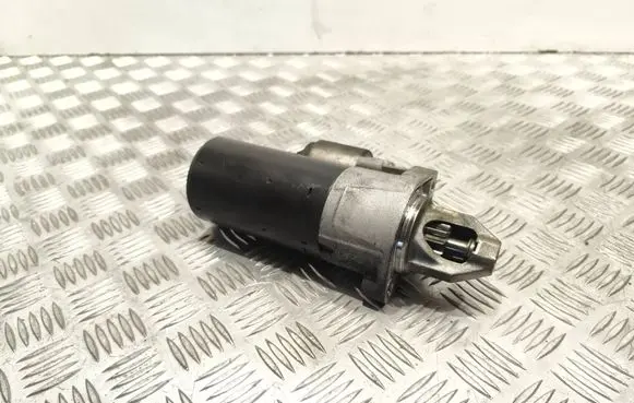 Mercedes-Benz ML W164 Starter motor 0001115070 A0061516101