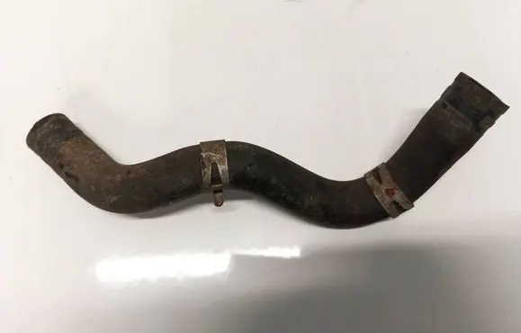 Mazda 323 Power steering hose/pipe/line 