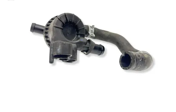 Volvo XC40 Engine coolant pipe/hose 31493272