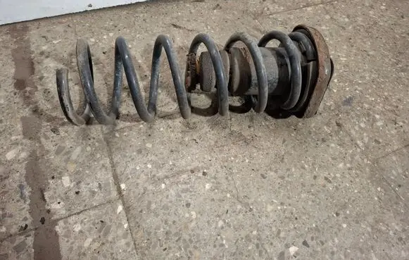 Volvo XC70 Rear coil spring
