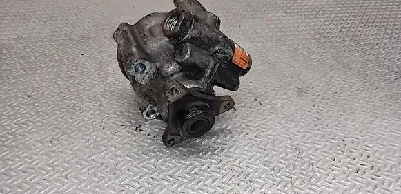 Renault Espace IV Power steering pump 7700426719