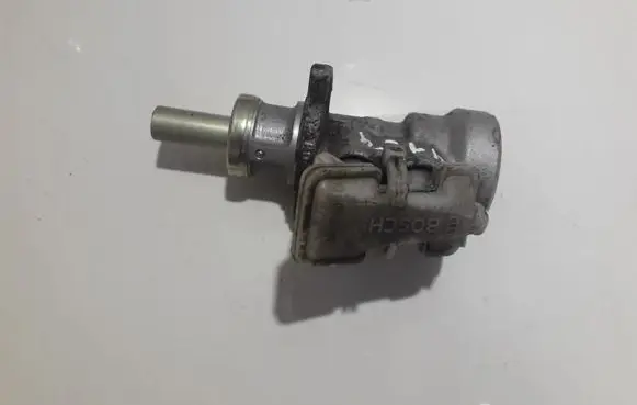 Ford Focus Master brake cylinder l519888 3m01003