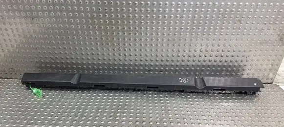 Volvo XC90 Sill supporting ledge 32216524