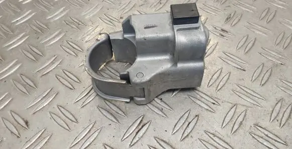 Toyota Aygo AB40 Steering wheel lock 45020053