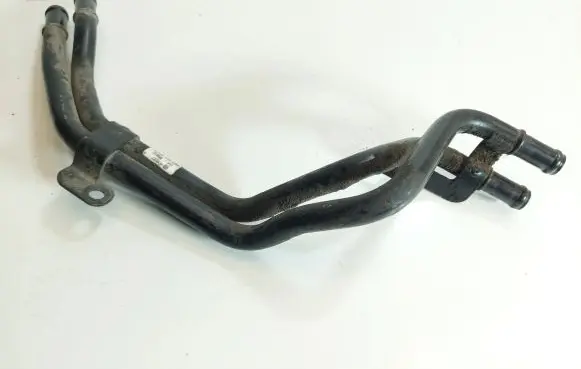 Audi A8 S8 D3 4E Engine coolant pipe/hose 4E0121400B
