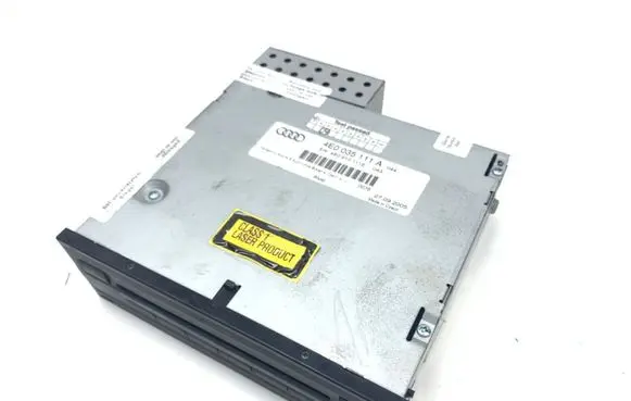 Audi A6 S6 C6 4F CD/DVD changer 4E0035111A 4E0910111E