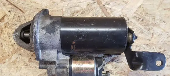 Opel Zafira A Starter motor 0001109062