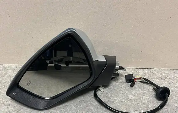 Seat Ateca Plastic wing mirror trim cover 575857537D