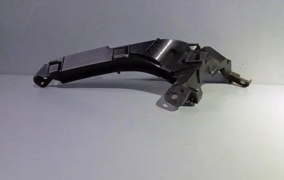 Honda CR-V Headlight/headlamp mounting bracket 71190SWA