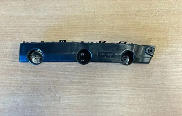 Nissan X-Trail T32 Front bumper mounting bracket 622234CL0A