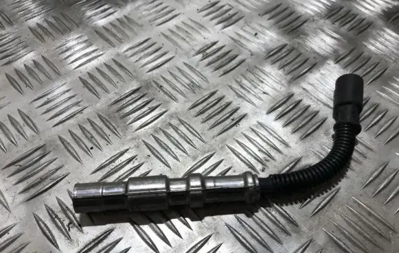 Mercedes-Benz S W220 Ignition plug leads 0356912948 1121500118