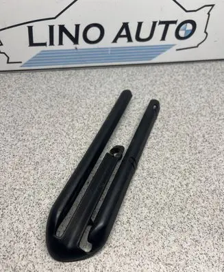 BMW 5 E39 Front driver seat rail 52108207213