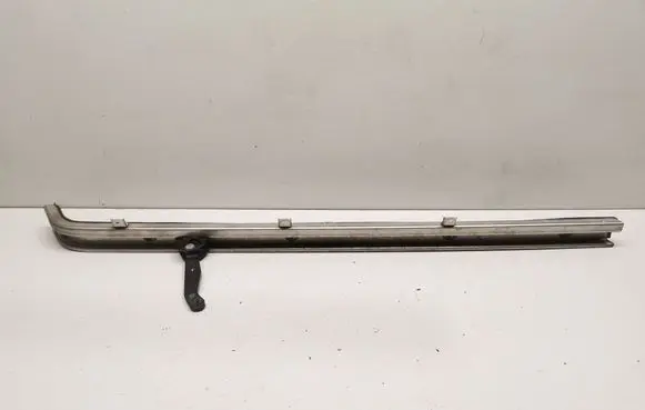 Volkswagen Transporter - Caravelle T6 Sliding door lower roller guide/hinge 7H1843871AD