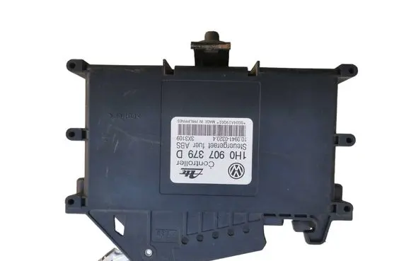 Volkswagen PASSAT B4 ABS control unit/module 1H0907379D 10094103204