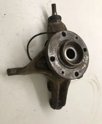 Citroen DS4 Front wheel hub