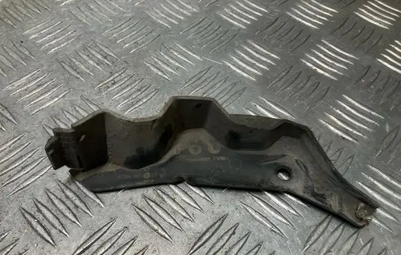 Mercedes-Benz C W204 Rear mudguard A2048856323