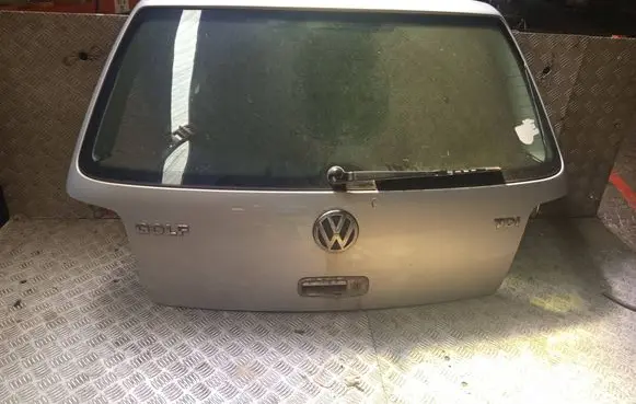 Volkswagen Golf IV Tailgate/trunk/boot lid