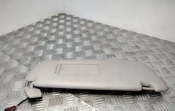 BMW 5 E60 E61 Sun visor 7066650 5V046