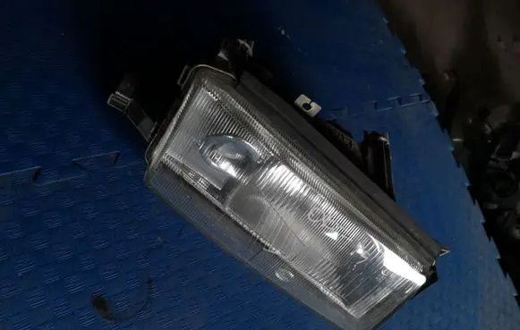 Skoda Octavia Mk1 (1U) Headlight/headlamp