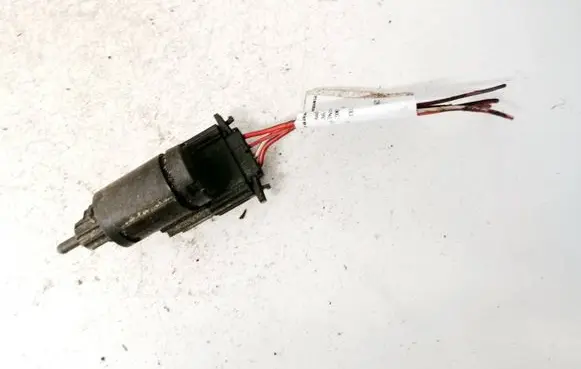 Volkswagen Golf IV Brake pedal sensor switch 3b0945511c 19322010
