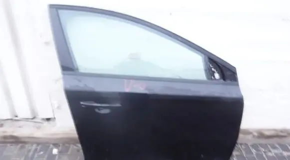 Volvo V40 Front door