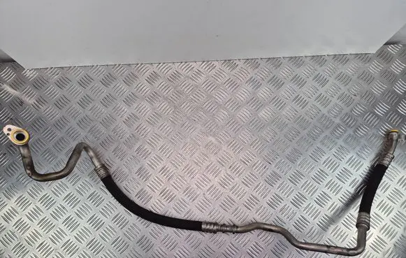 Air conditioning (A/C) pipe/hose