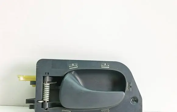Renault Laguna I Front door interior handle 7700823286