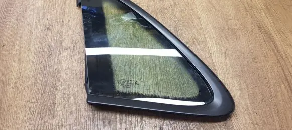 Porsche Macan (95B) Rear side window 95B845297XM