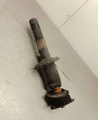 Volkswagen PASSAT B8 Front shock absorber/damper 3Q0413031BN 824904010024 W48MZFV398N