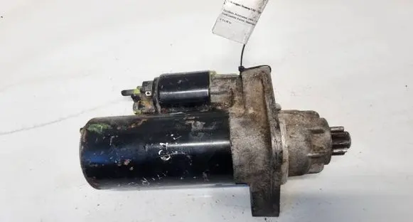 Volkswagen Touareg I Starter motor 070911023P