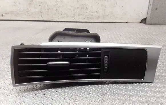 Audi A6 S6 C6 4F Dashboard side air vent grill/cover trim 4F1820901D