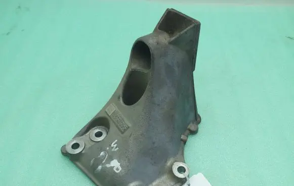 Porsche Panamera (970) Engine mounting bracket 9481152113R