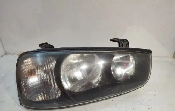 Hyundai Elantra Headlight/headlamp 921022DXXX