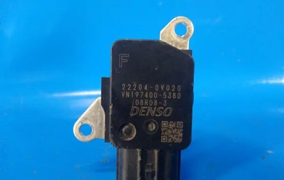 Toyota Prius (XW30) Mass air flow meter 222040V020