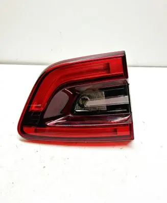 Renault Kadjar Tailgate rear/tail lights 