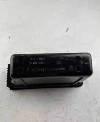 Volkswagen PASSAT B6 Car ashtray 3C0863077 318230100