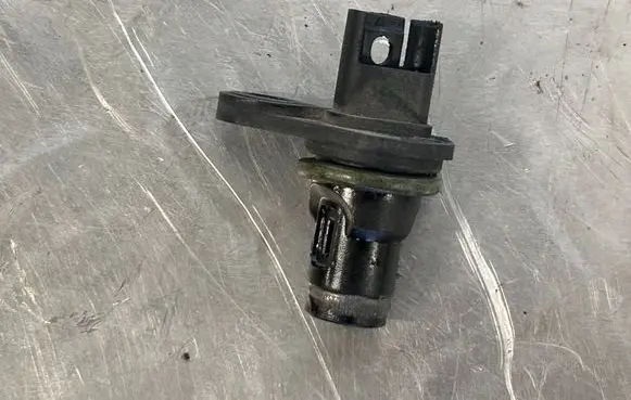 BMW X5M E70 Camshaft position sensor 7525014