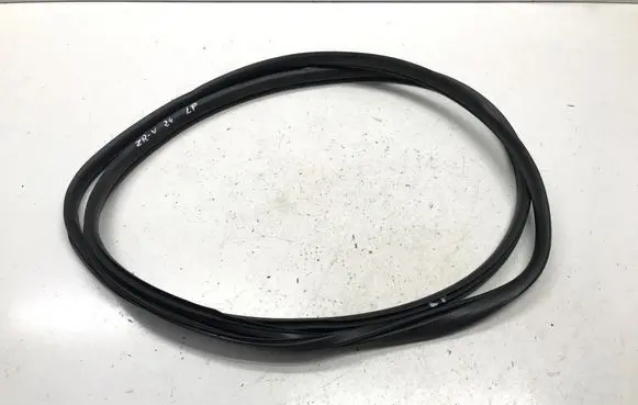 Honda ZR-V Front door rubber seal 