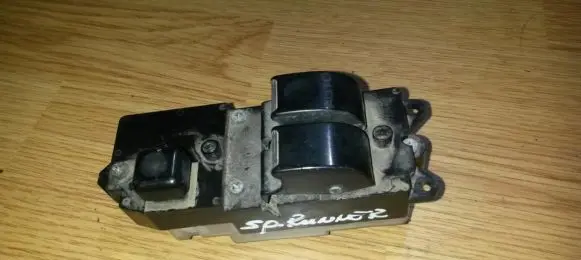 Mitsubishi Space Runner Electric window control switch