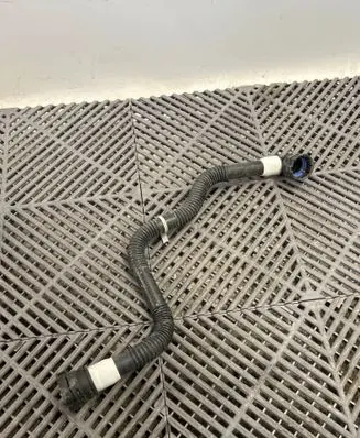 Tesla Model Y Electric car engine cooling hoses/pipes 62959400B